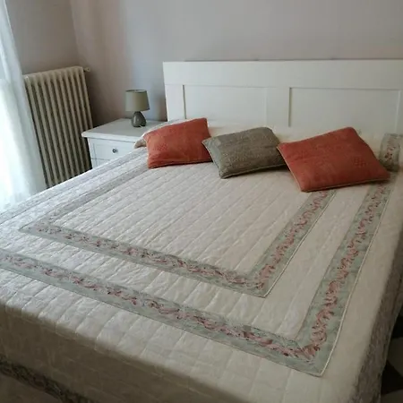 Al Civico 4 Apartment *